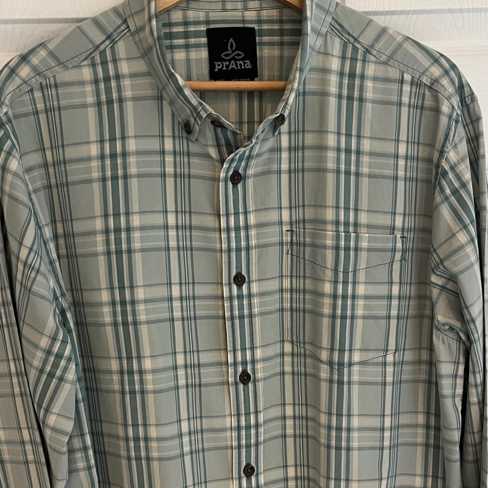 Prana Men's Large Button up. Green plaid